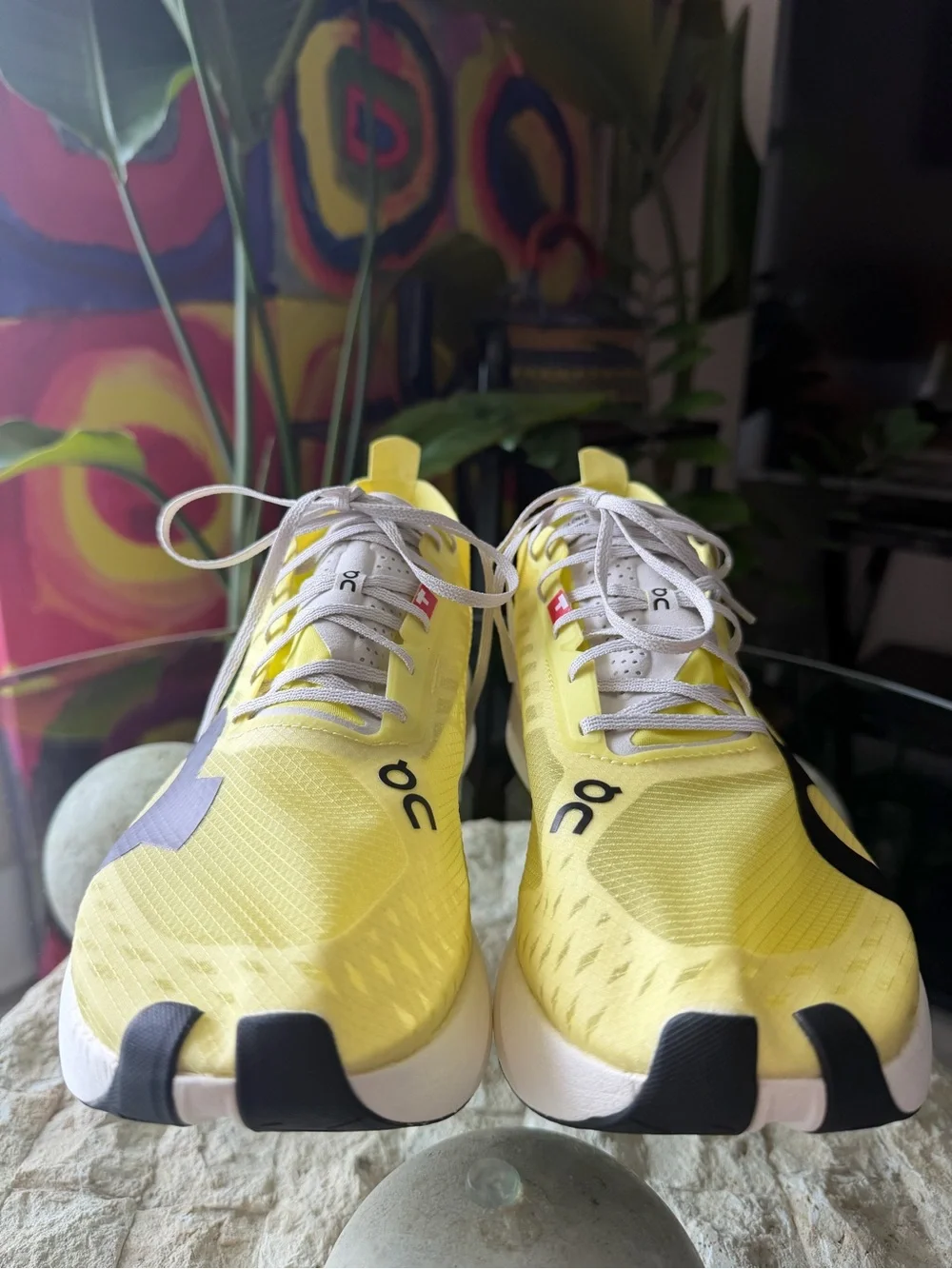 On Cloudboom Strike Men’s Running Shoes US 8.5 Limelight Wolf Carbon Racing